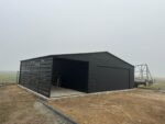 Szegmenskapus lemezgarázs 7 m x 7 m +Fedett beálló 3 m m ID 139