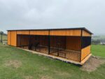 10 × 3 m-ES KUTYAKENNEL – HÁROM BOKSZ + TÁROLÓHELYISÉG ID 157