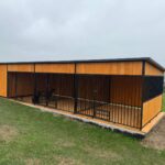 10 × 3 m-ES KUTYAKENNEL – HÁROM BOKSZ + TÁROLÓHELYISÉG ID 157